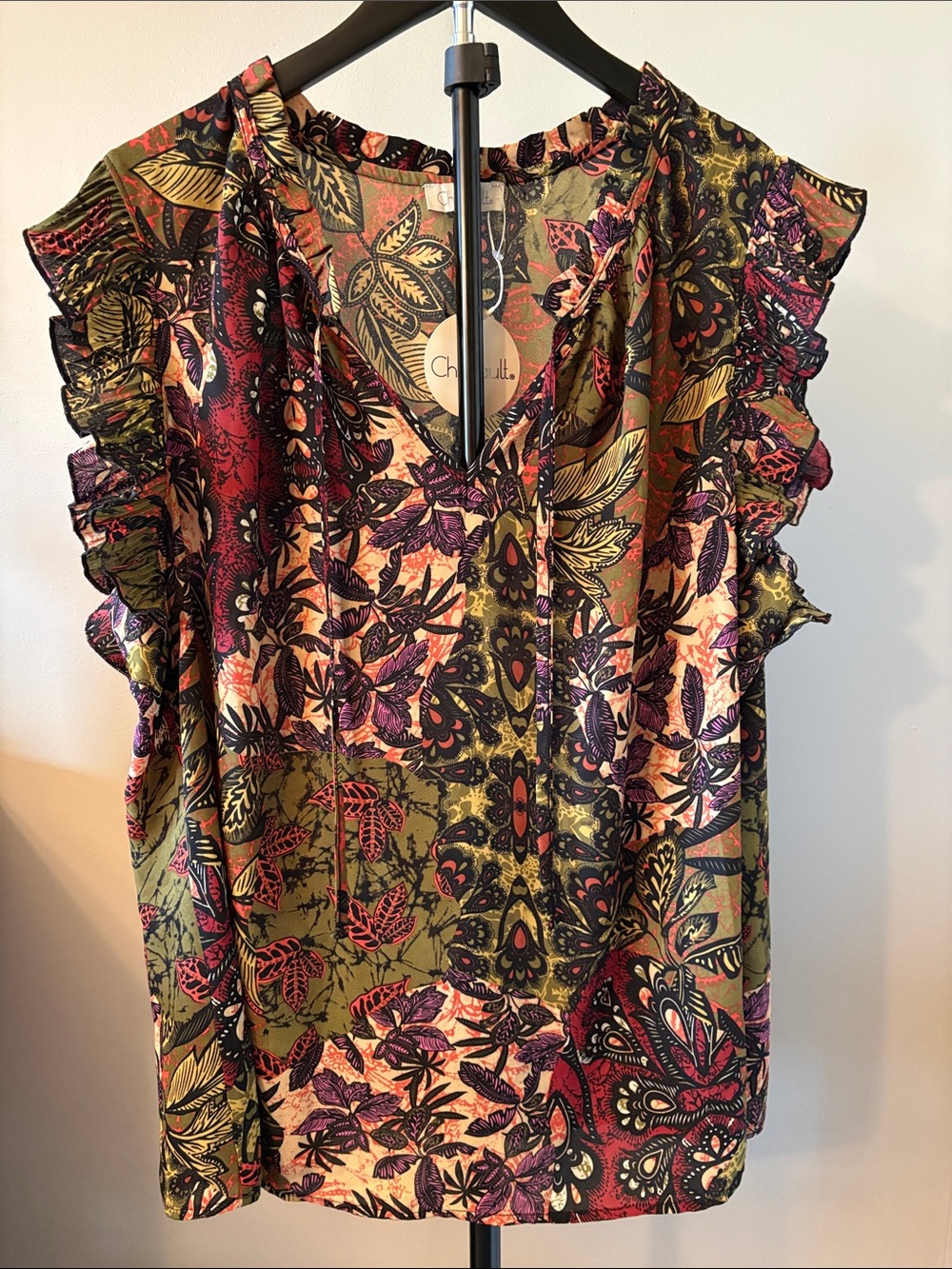 Chenault Size 1x Floral Ruffle Sleeve V-Neck Blouse NWT